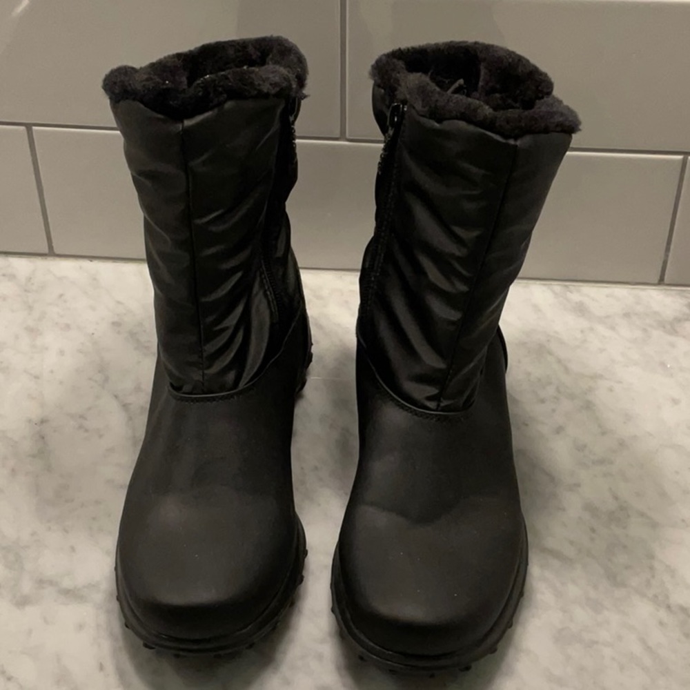 Totes Brand Boots